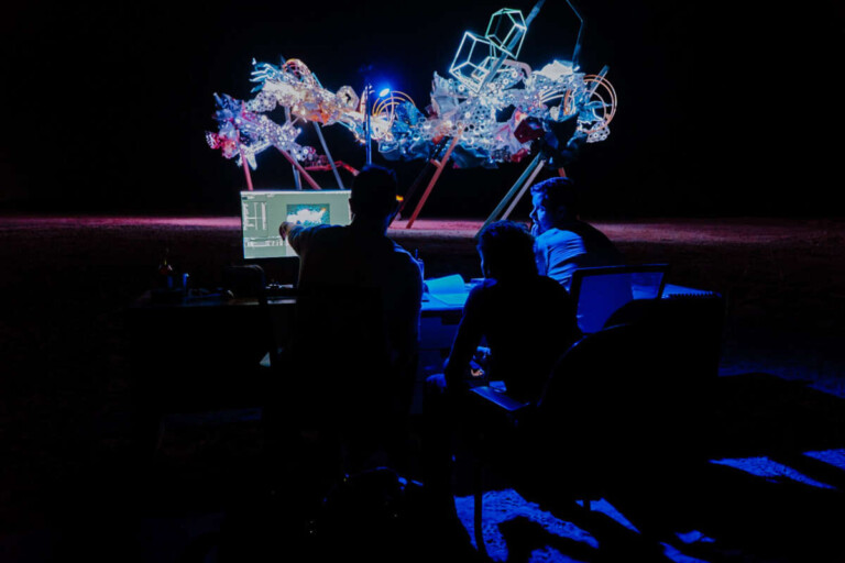 ENTTEC | LED Pixel Lighting: Software, Controllers & Fixtures