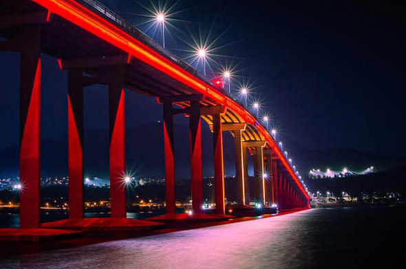Tasman Bridge Hobart LED lights