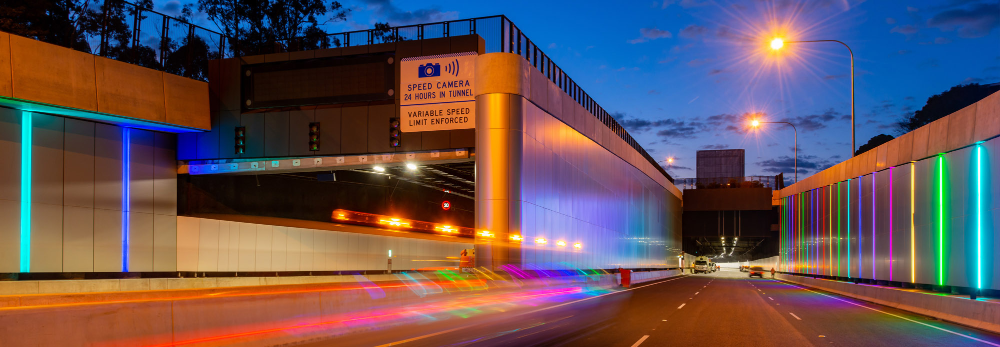 M4 East tunnel in Sydney using ENTTEC DMX Ethernet distribution.